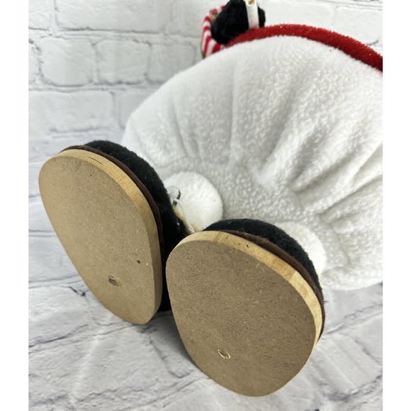 Flowers Inc Balloons 20” Tall & Fat Gardening Birdhouse Standing Snowman - Picture 11 of 12